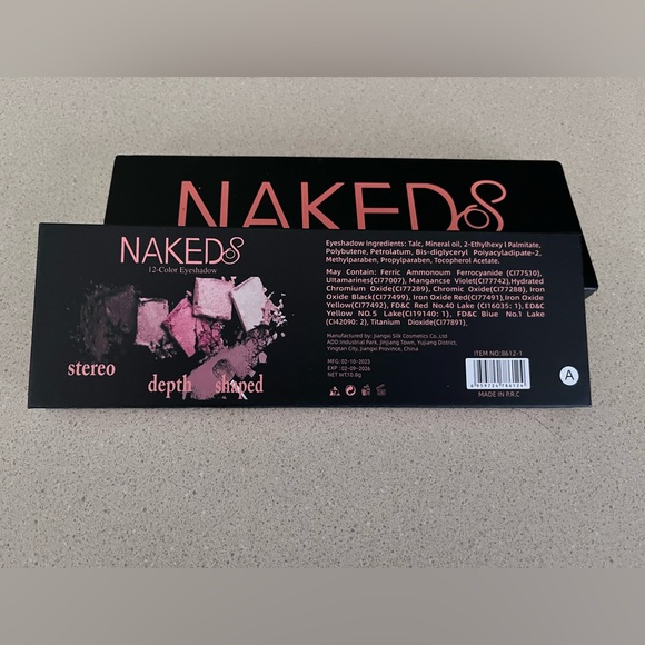 NAKEDS Makeup Palette - Picture 4 of 4
